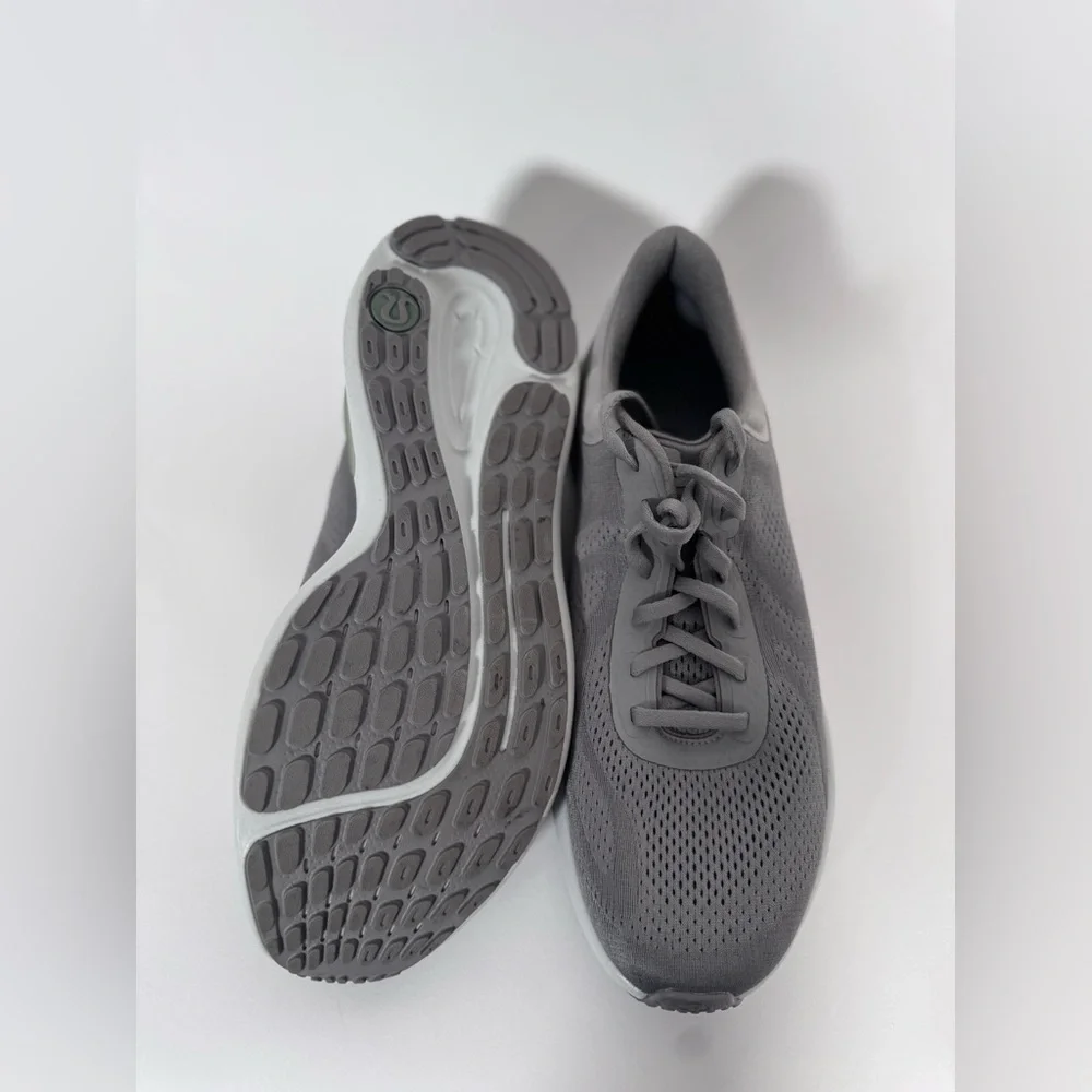 NWOB Lululemon Men's Beyondfeel Running Shoe - Picture 4 of 5